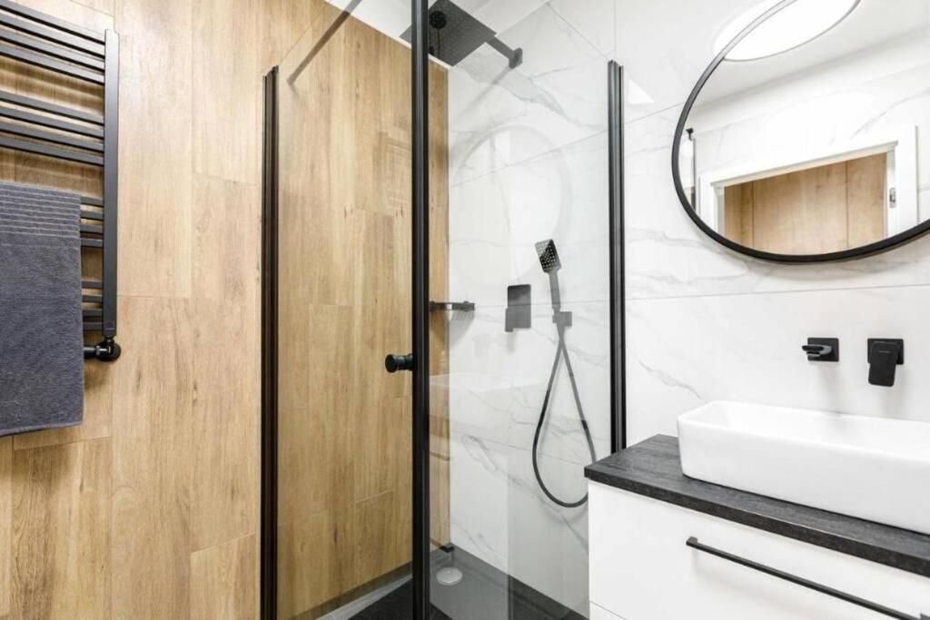 Golden Apartments Wroclaw - Cozy Studio- Odra River&Ksiecia Witolda Bagian luar foto
