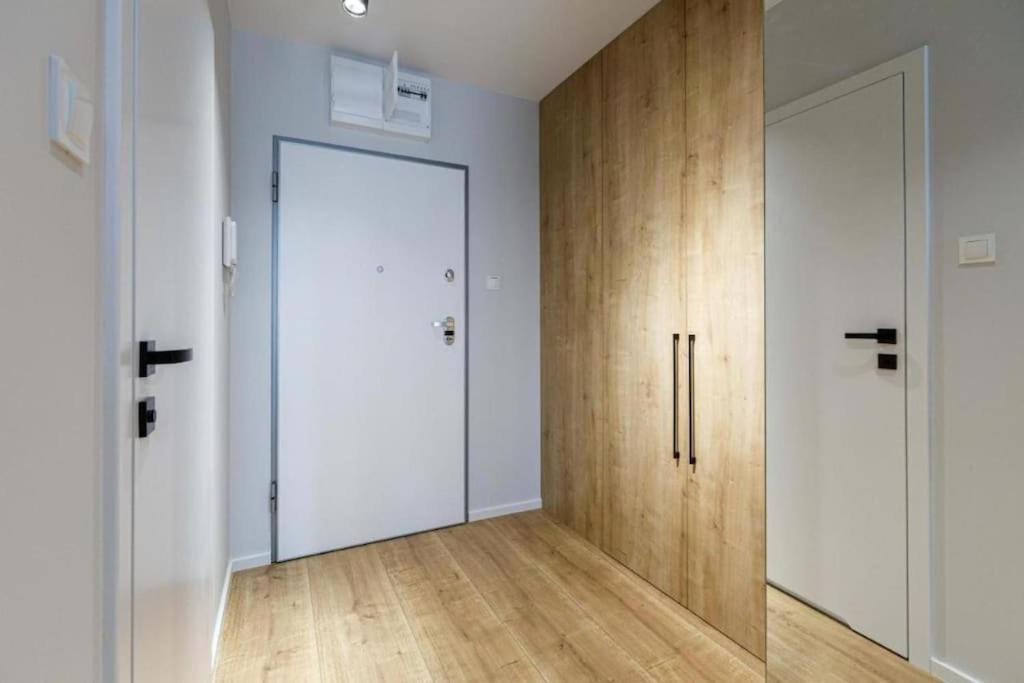 Golden Apartments Wroclaw - Cozy Studio- Odra River&Ksiecia Witolda Bagian luar foto